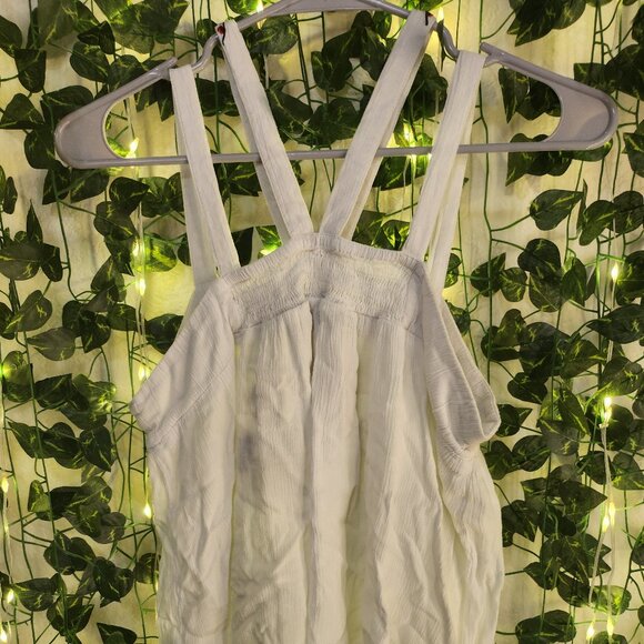 Francescas White top with red flowers - Picture 2 of 4